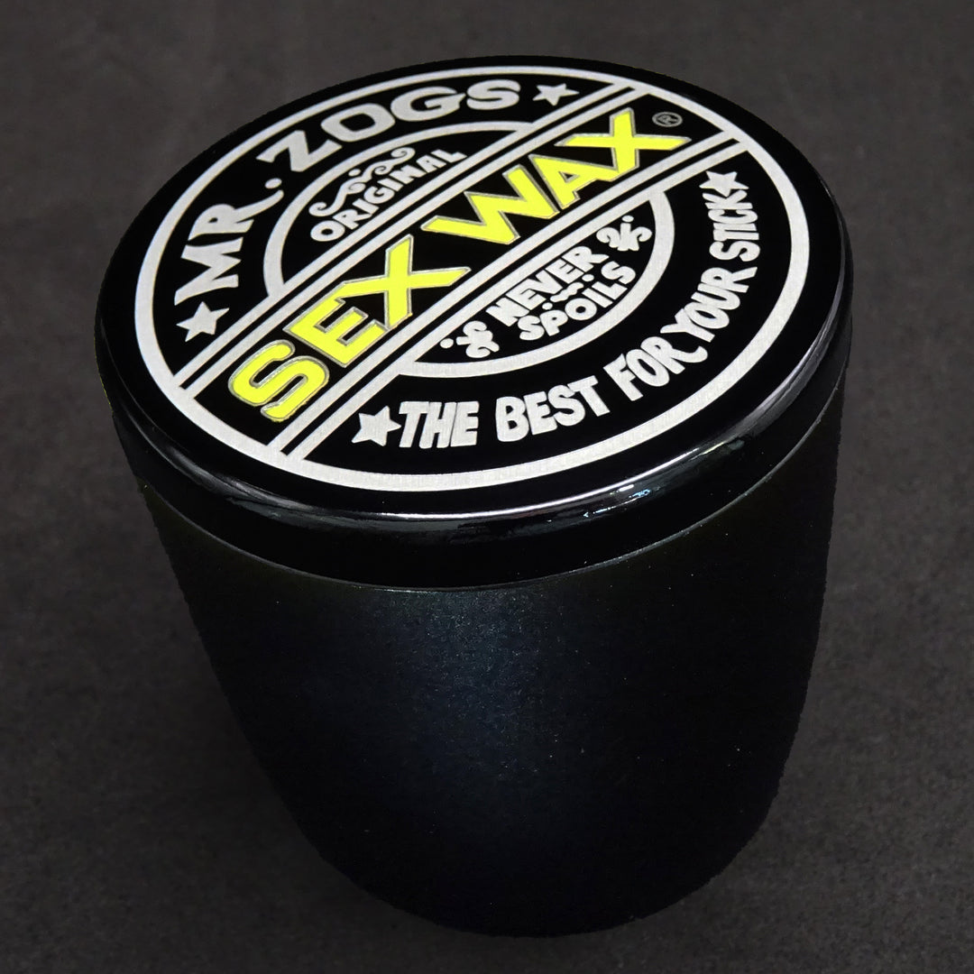 VW Transporter T5 T5.1 T6 Aluminium Gear Knob - Black base, Colour and clear coated caps
