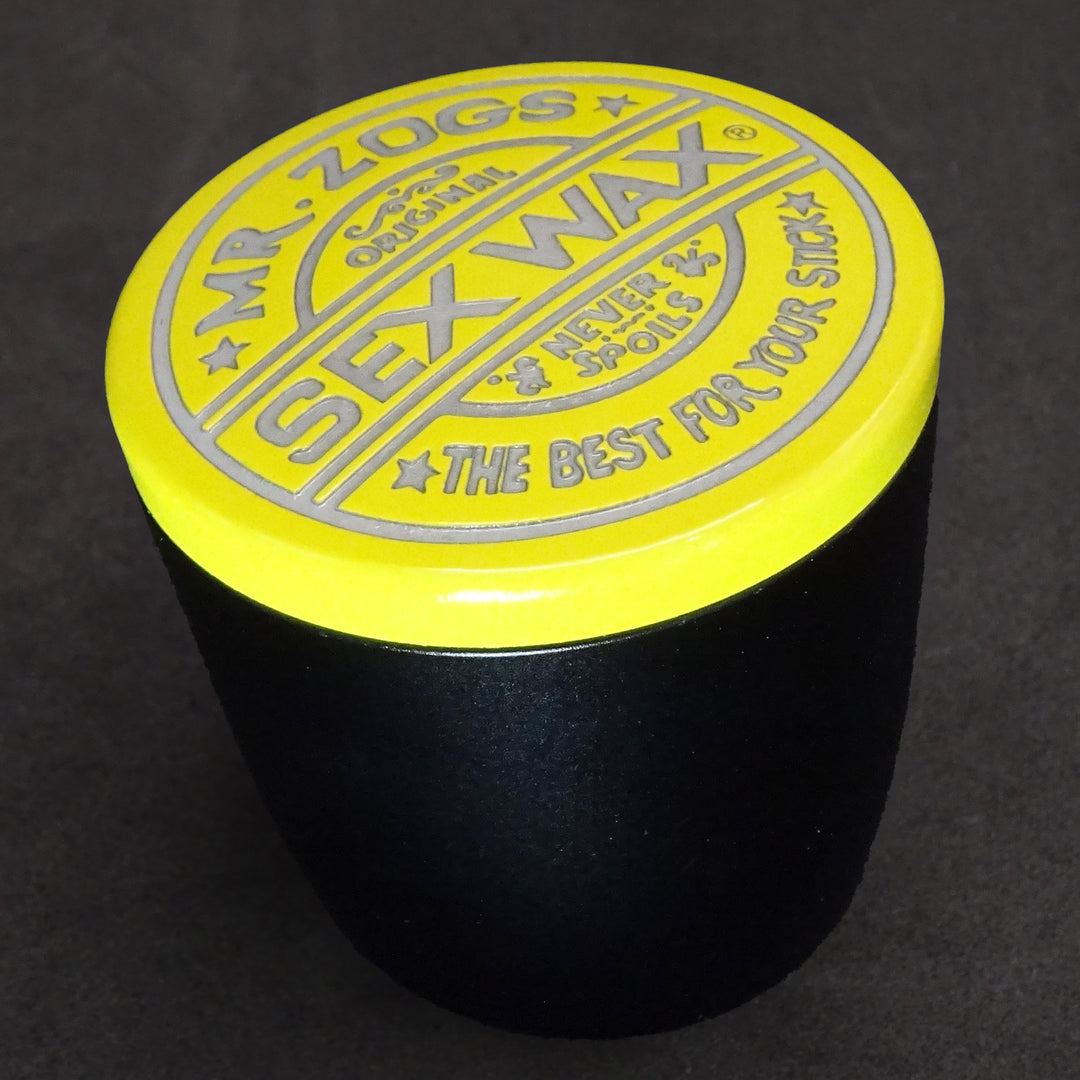 VW Transporter T5 T5.1 T6 Aluminium Gear Knob - Black base, Colour and clear coated caps