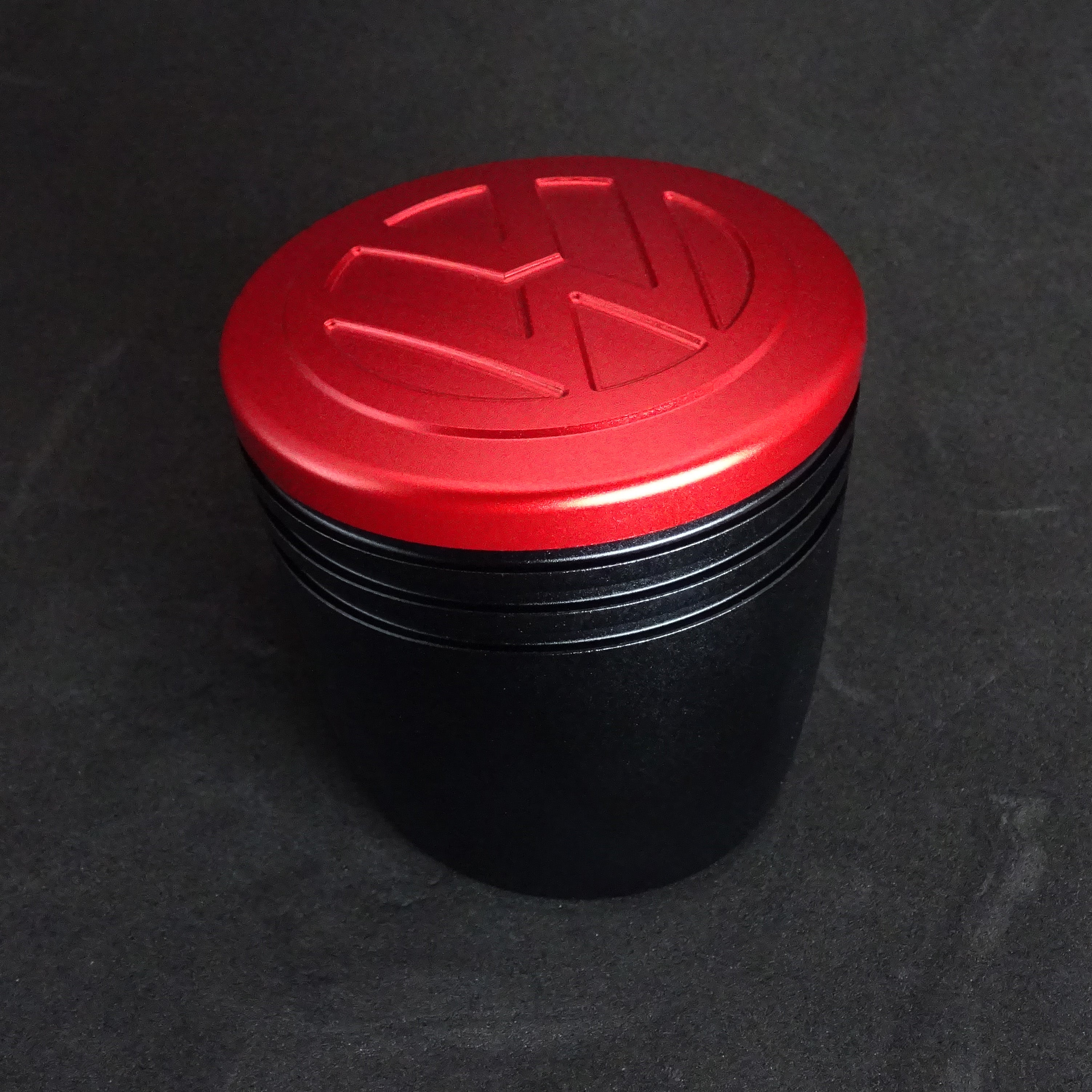 VW Transporter T5 T5.1 T6 Black Base - Embossed Cap All Colours – Exeude